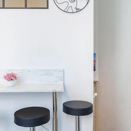 Apartment Modern 2 In The Heart Of Cannes