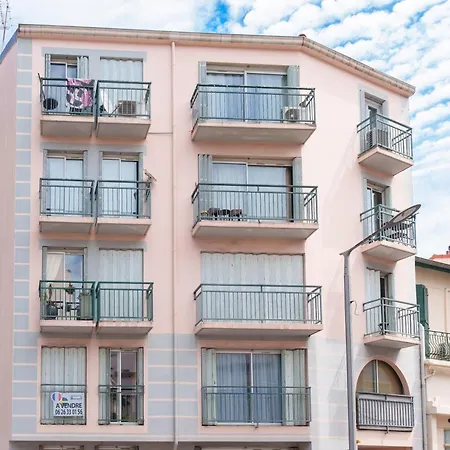 Modern 2 In The Heart Of Apartment *