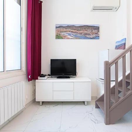 Modern 2 In The Heart Of * Cannes