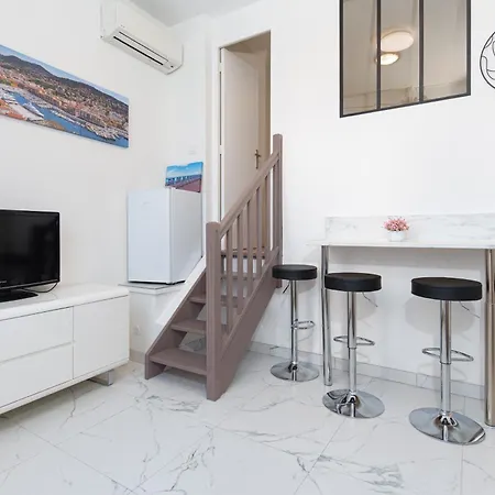 Apartment Modern 2 In The Heart Of Cannes
